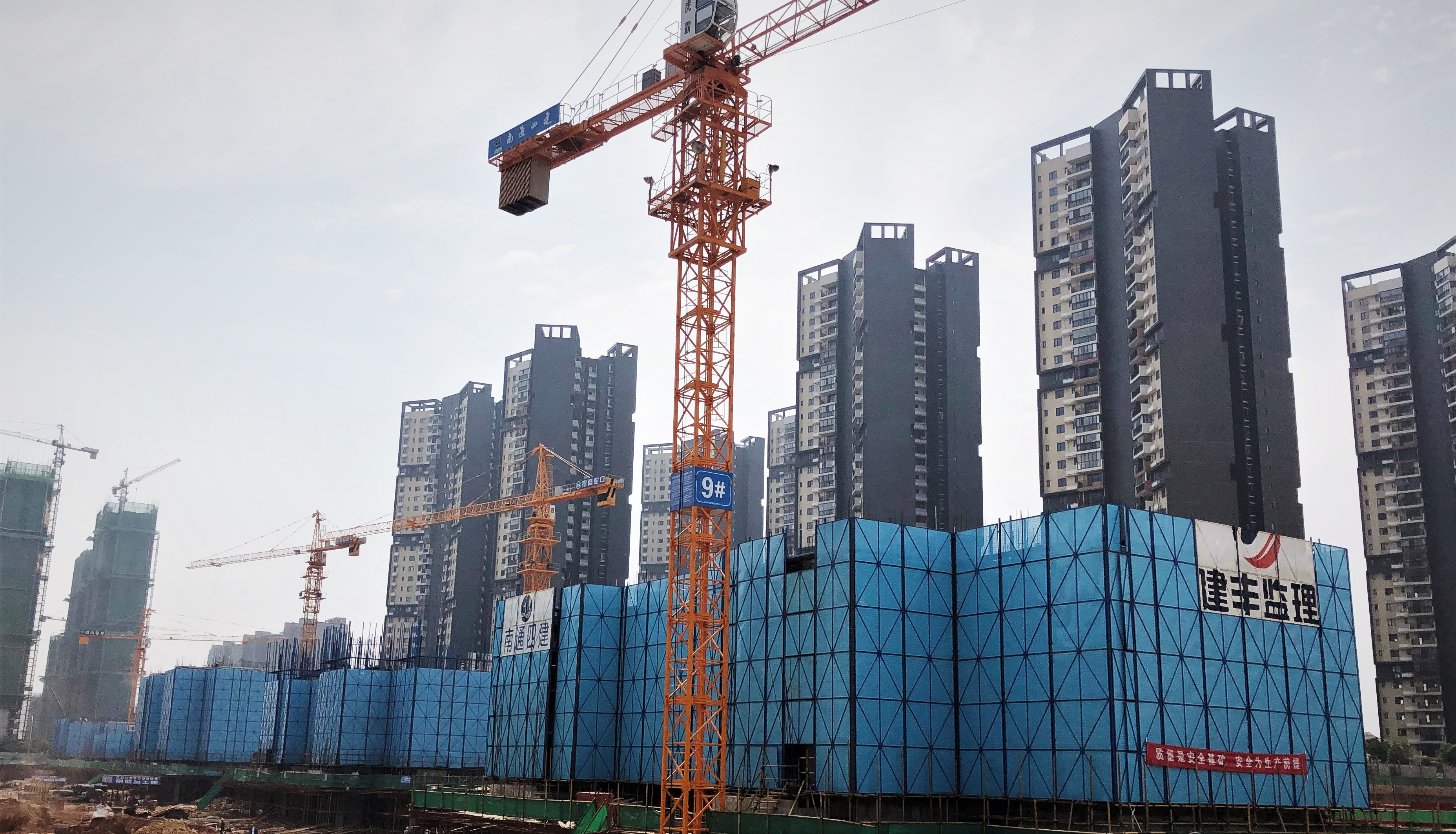 东风凤凰城-武汉万业建筑工程有限公司